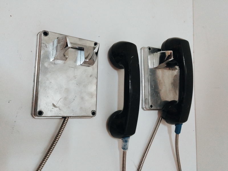 soporte telefono carcel ficticio 16x12x2.5 2u